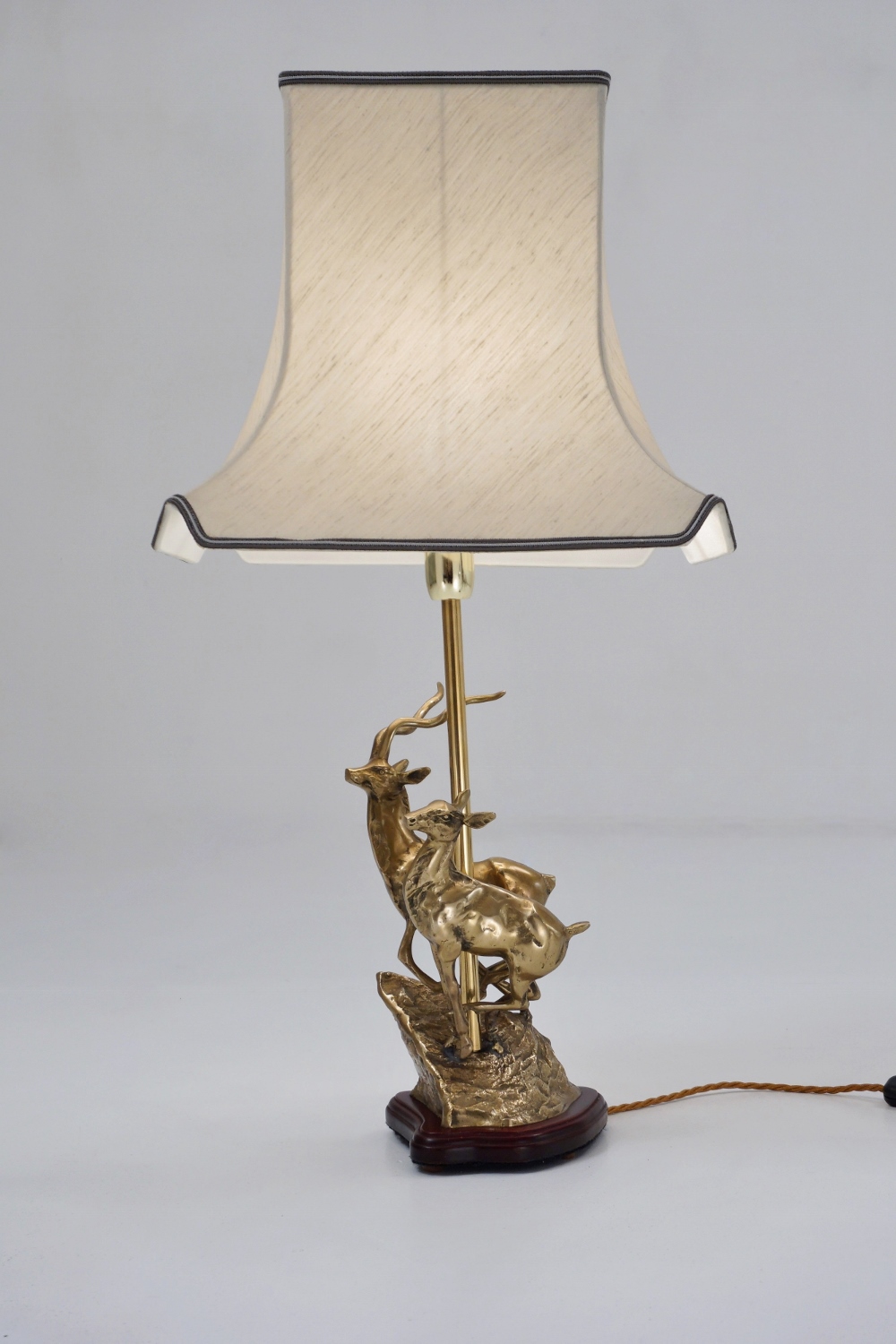 Brass deer table lamp, sculpture of a Sculptural Bronze Table Lamp Bases